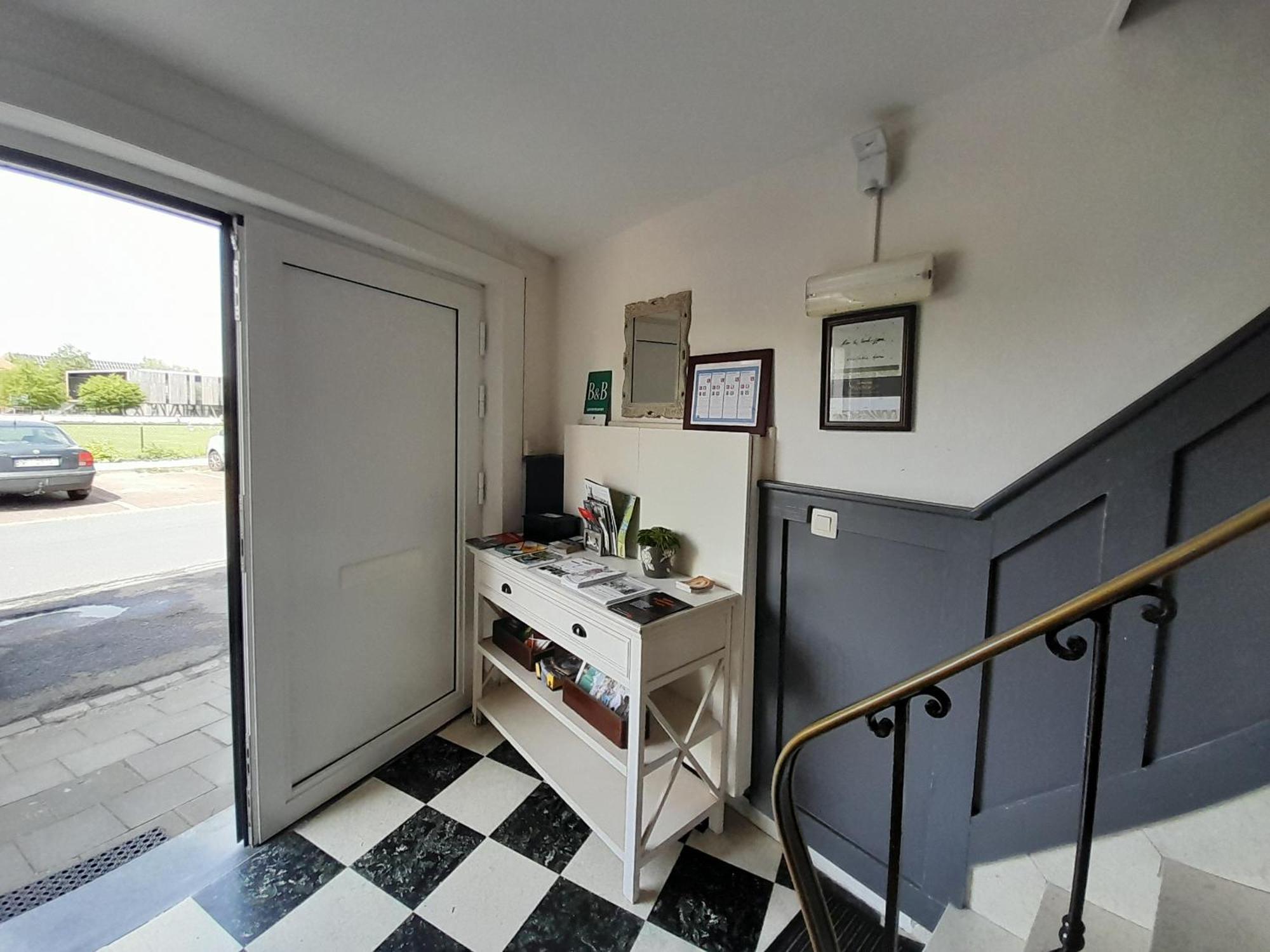 Juliette'S Bed & Breakfast Ieper Ngoại thất bức ảnh